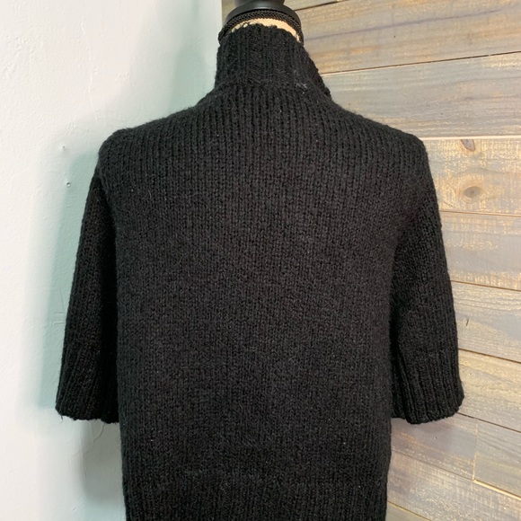 Blazer - Picture 2 of 2